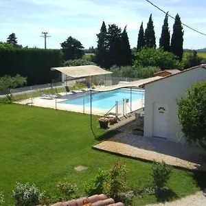 hotel-des-granges-arles.fr-provencehotel.com/