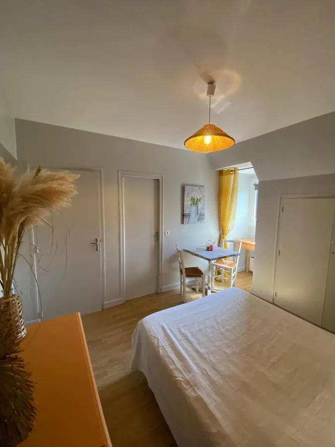 Moulin De Latouille Bed & Breakfast 2*, Latouille-Lentillac