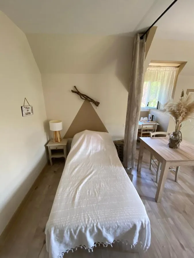 Moulin De Latouille Bed & Breakfast